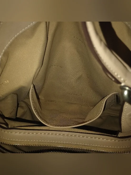 EUC Coach Edie Shoulder bag 31 With Tea Rose Tooling - Picture 6 of 12